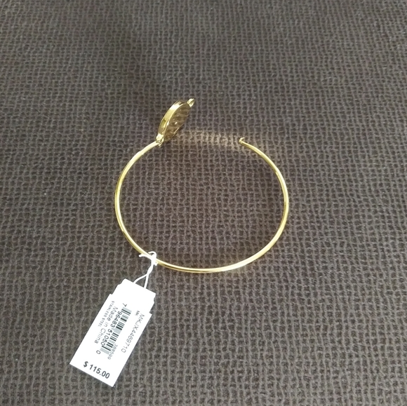 ✨️HP✨️ Michael Kors Gold💛 Medallion🏅 Bracelet - NWT - Picture 7 of 15